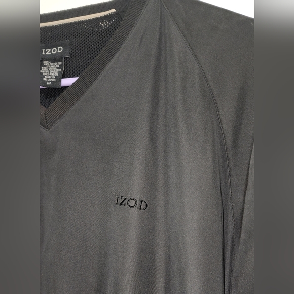 IZOD sizeM Black Men's Pull Over Wind Breaker. Fully Lined in Mesh Material. - Picture 9 of 16